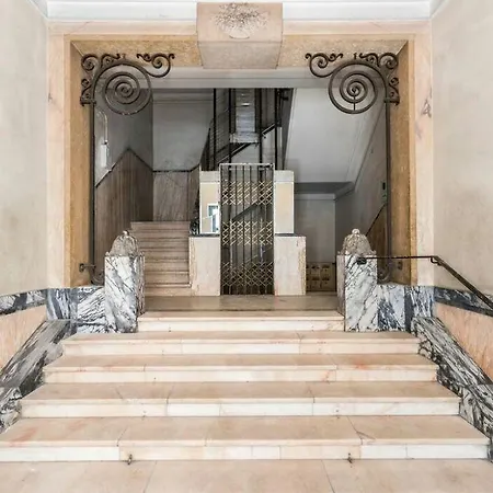 بيت ضيافة 6 Clouds Lisboa