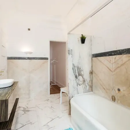 게스트하우스 6 Clouds