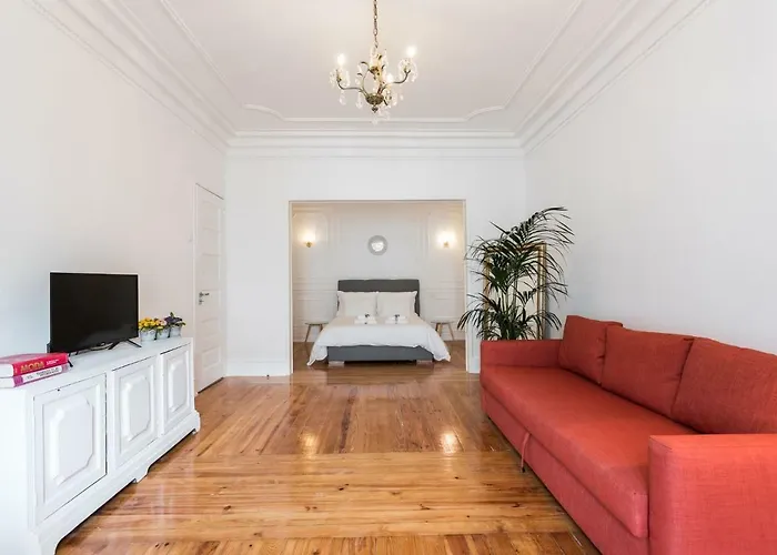 6 Clouds בית הארחה