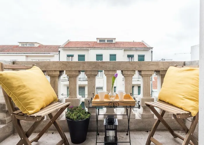 6 Clouds בית הארחה 3*