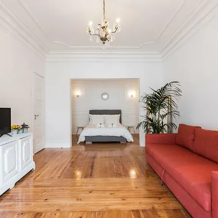 6 Clouds בית הארחה