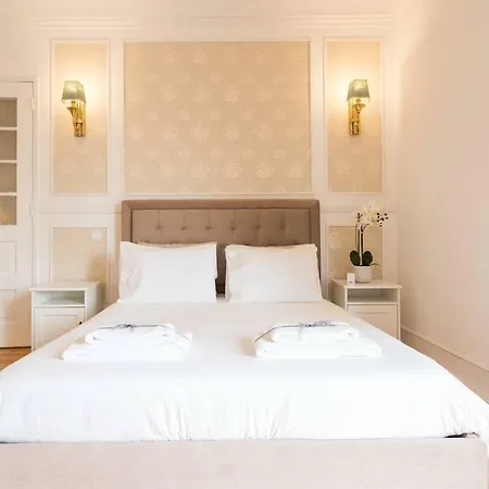 6 Clouds 3* ליסבון